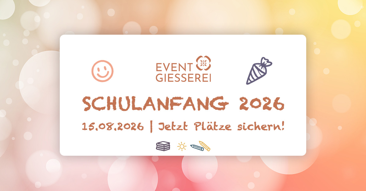 Schriftzug "Schulanfang 2026 - 16.08.2026 | Jetzt Plätze sichern!" auf farbigem Hintergrund mit schultypischen Icons.